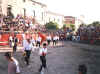 desfilando en la plaza de toros (51748 bytes)